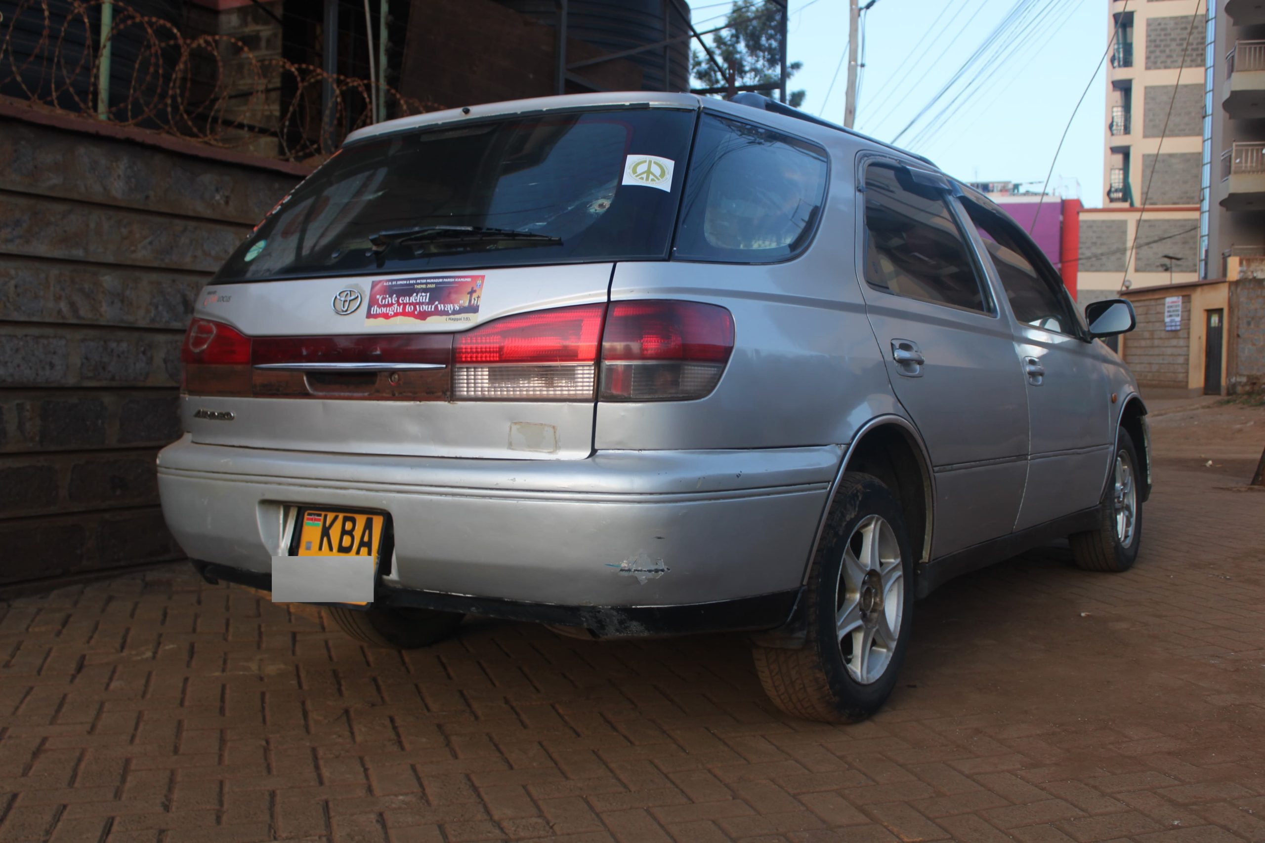Toyota VISTA Ardeo 2000