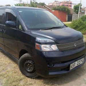 Toyota Voxy 2006